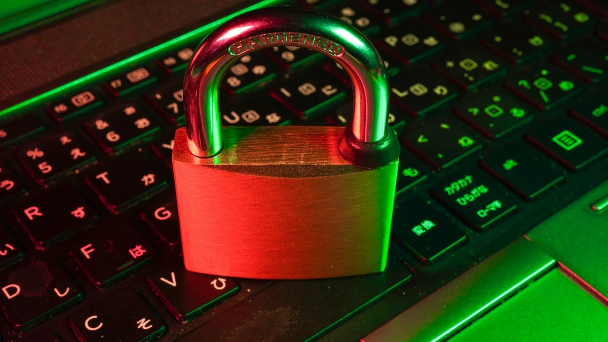Post Quantum Cryptography and WireGuard Zero Trust Secure Mesh Architecture