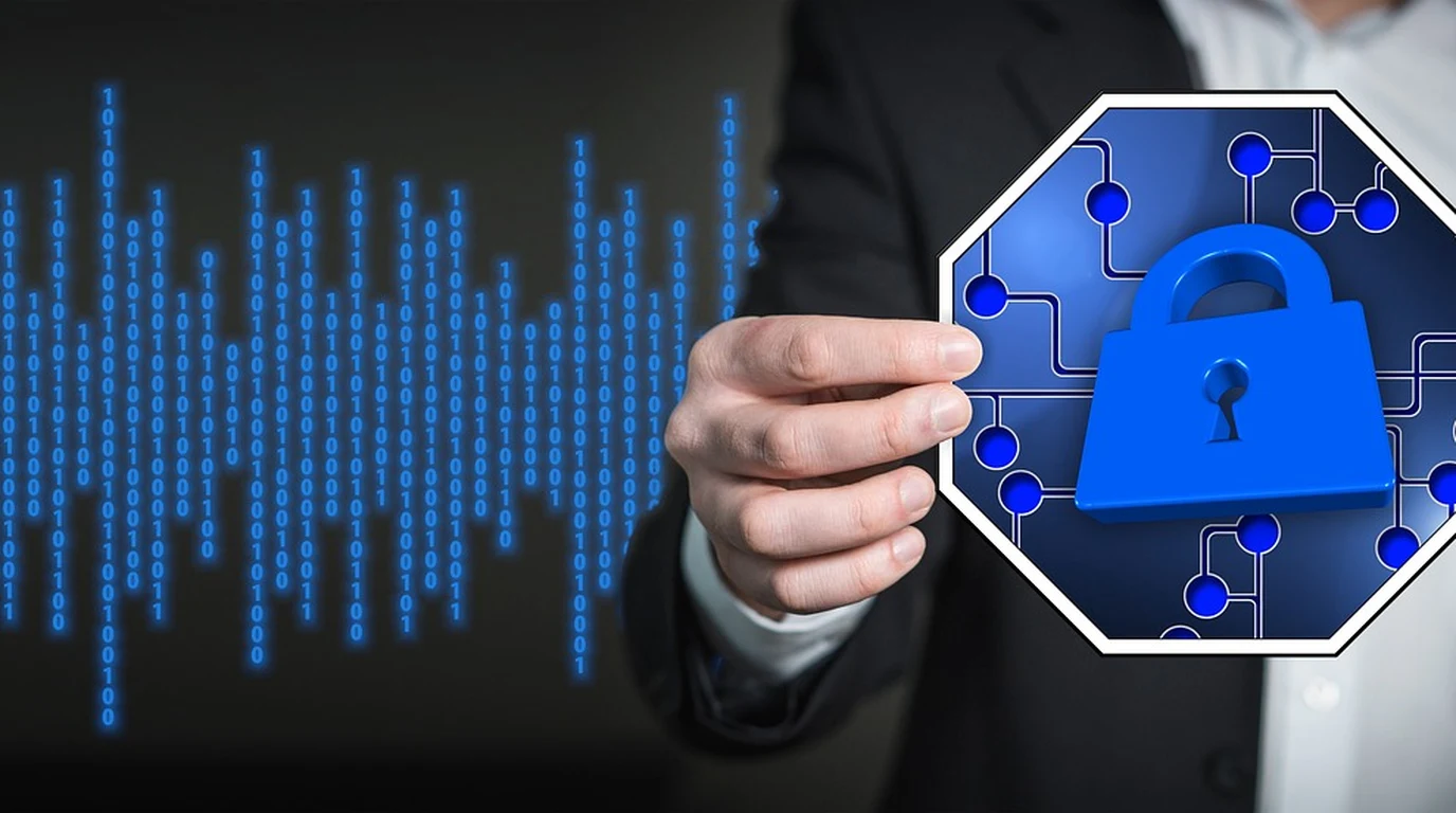 crowdsec-vs-fail2ban-collaborative-ips-defense-guide